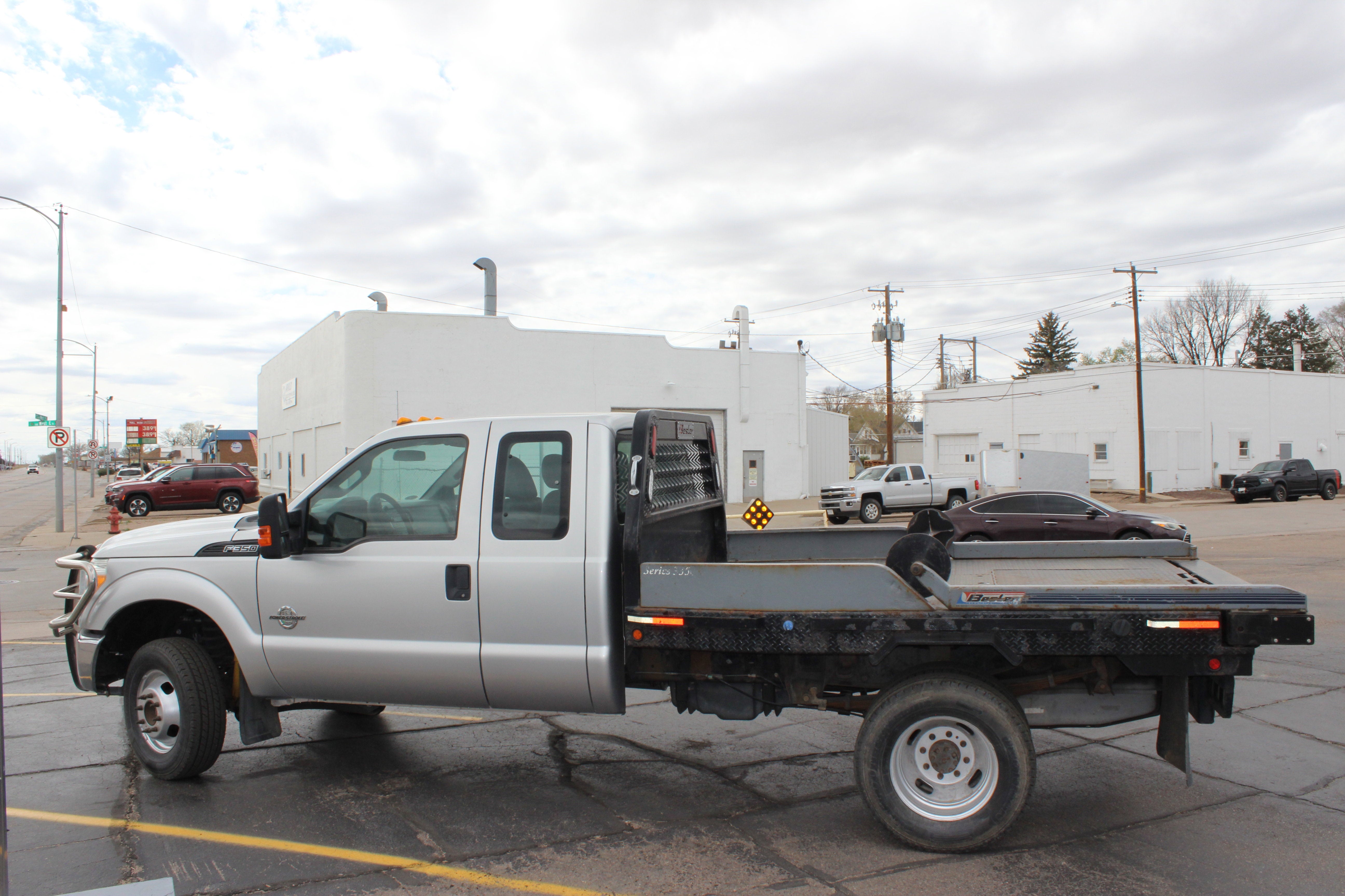2015 Ford Super Duty F-350 DRW XLT