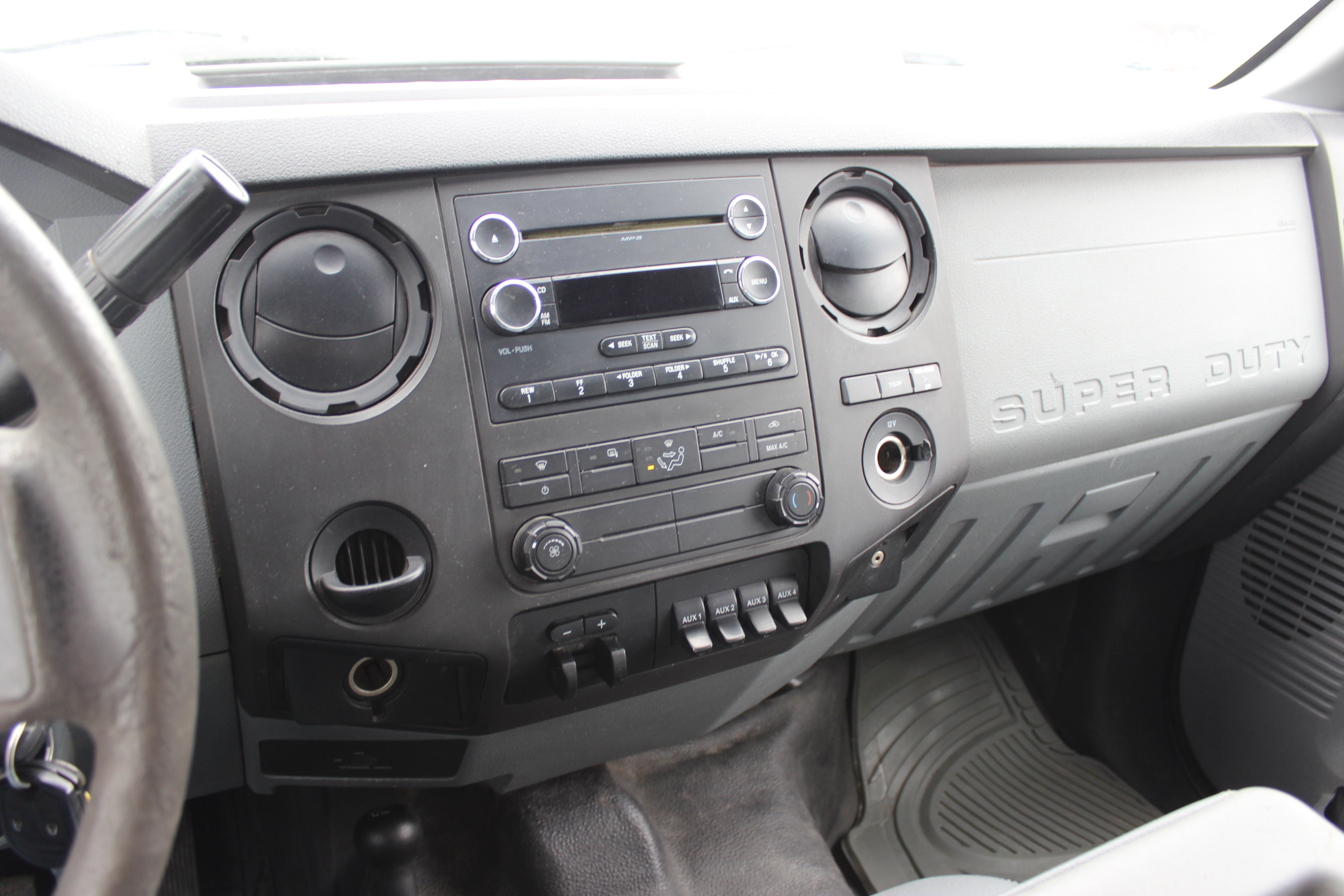 2015 Ford Super Duty F-350 DRW XLT