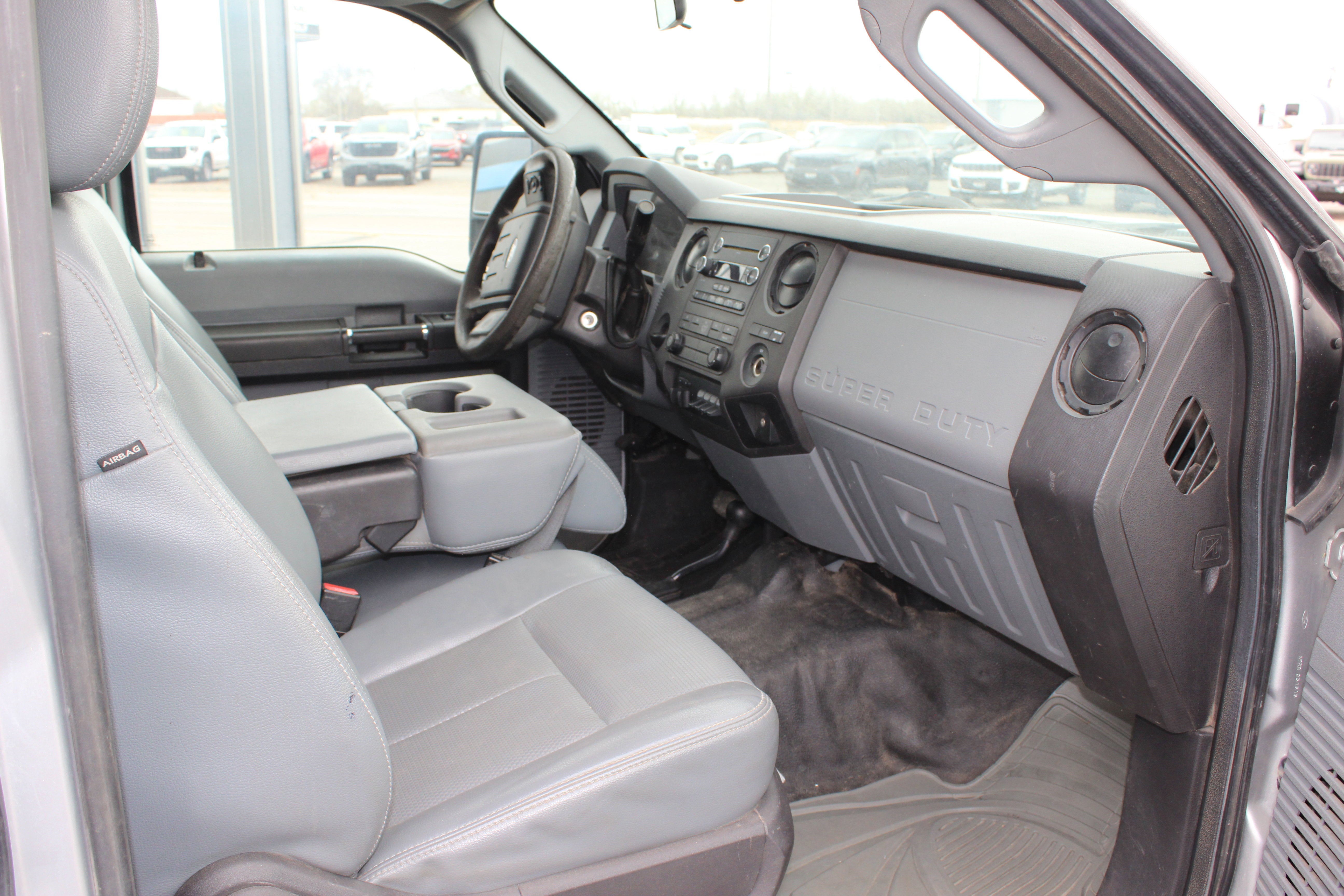 2015 Ford Super Duty F-350 DRW XLT