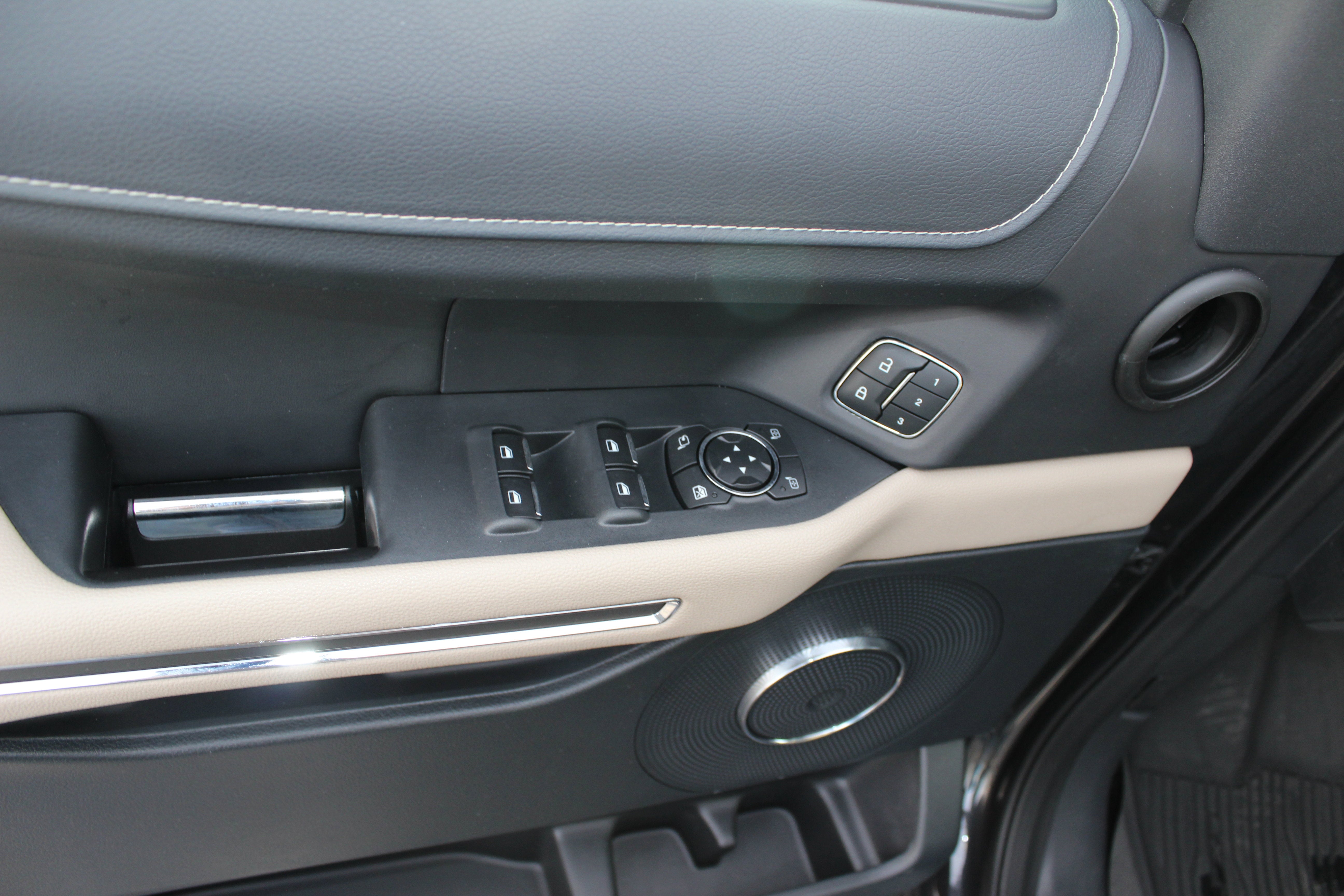 2022 Ford Expedition Max XLT