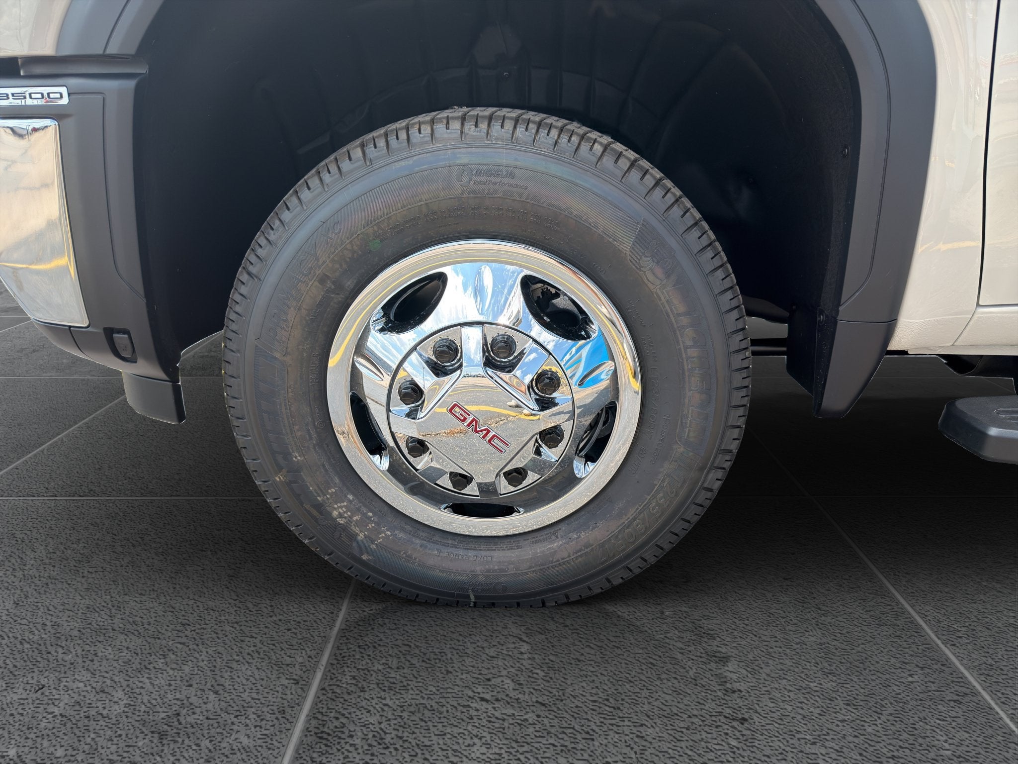2026 GMC Sierra 3500 HD SLE DRW