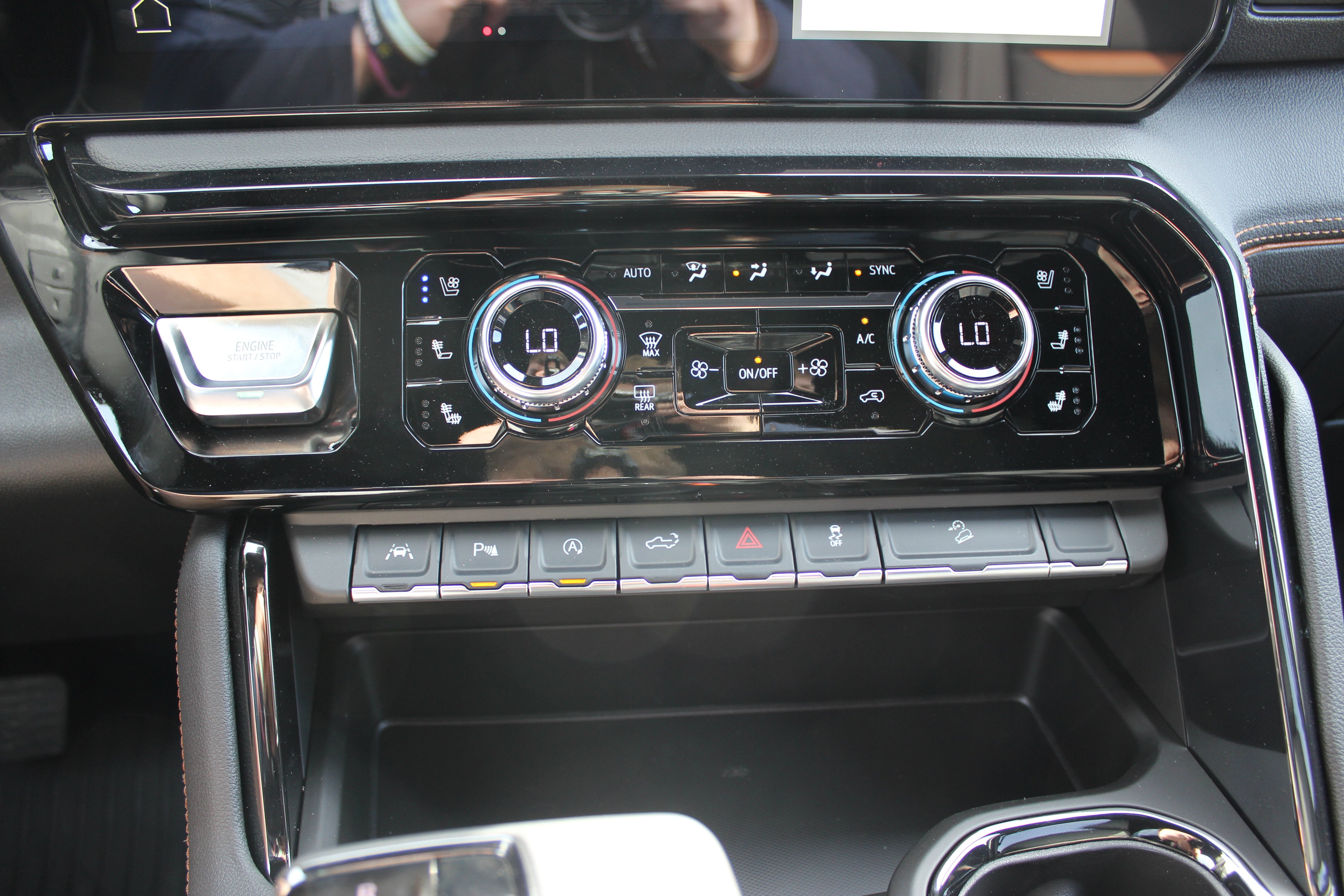 2026 GMC Sierra 1500 AT4 - Photo 11