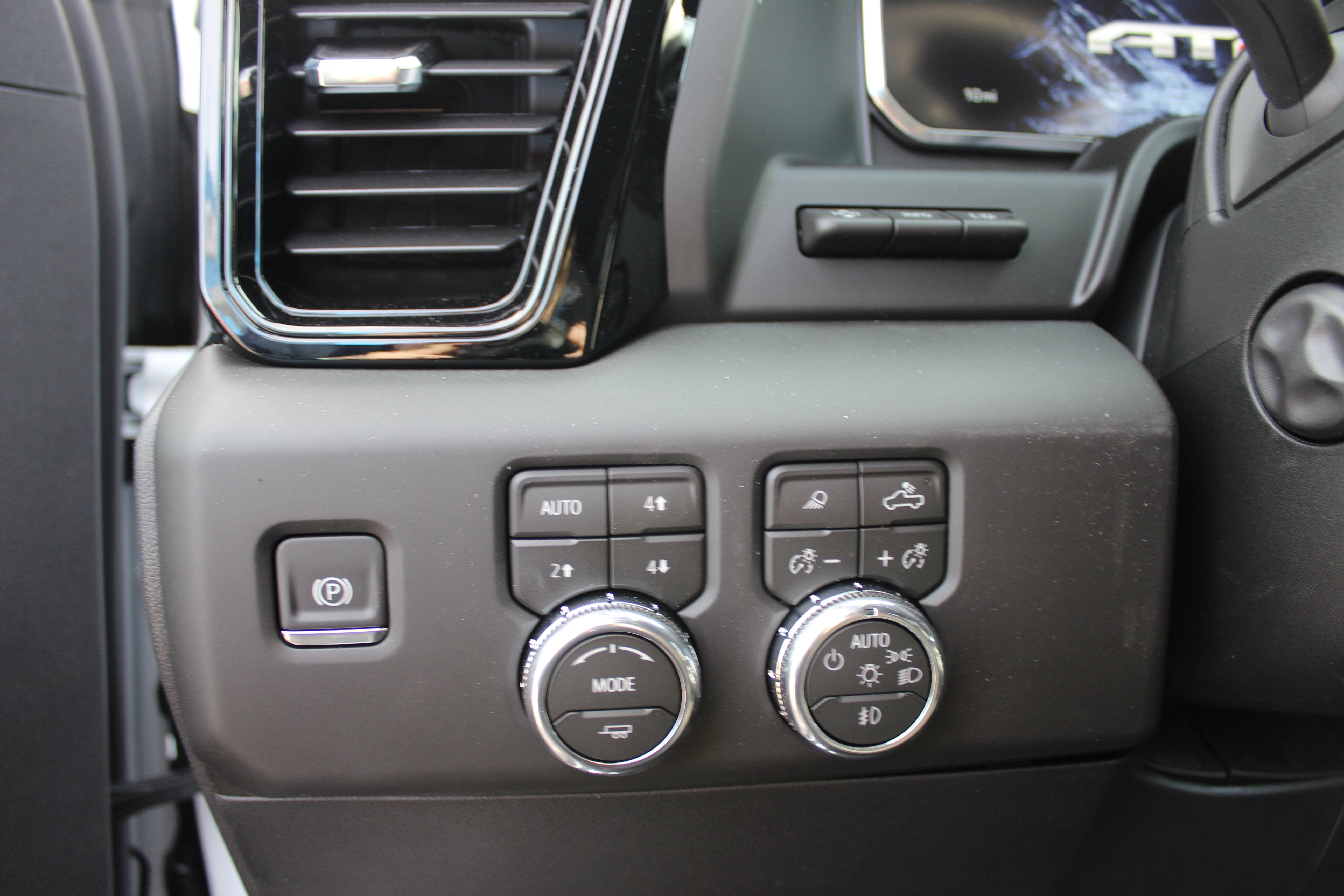 2026 GMC Sierra 1500 AT4 - Photo 15