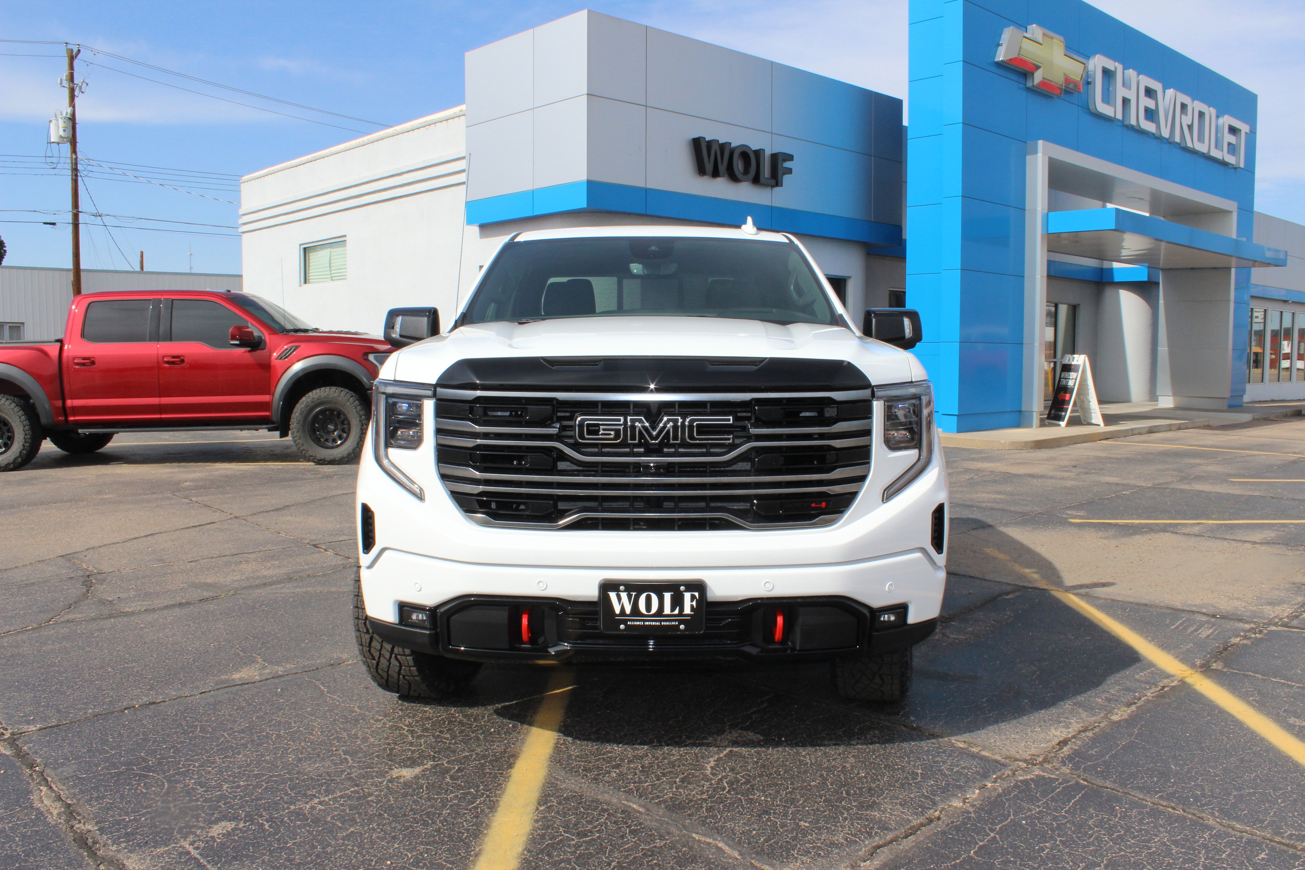 2026 GMC Sierra 1500 AT4 - Photo 2