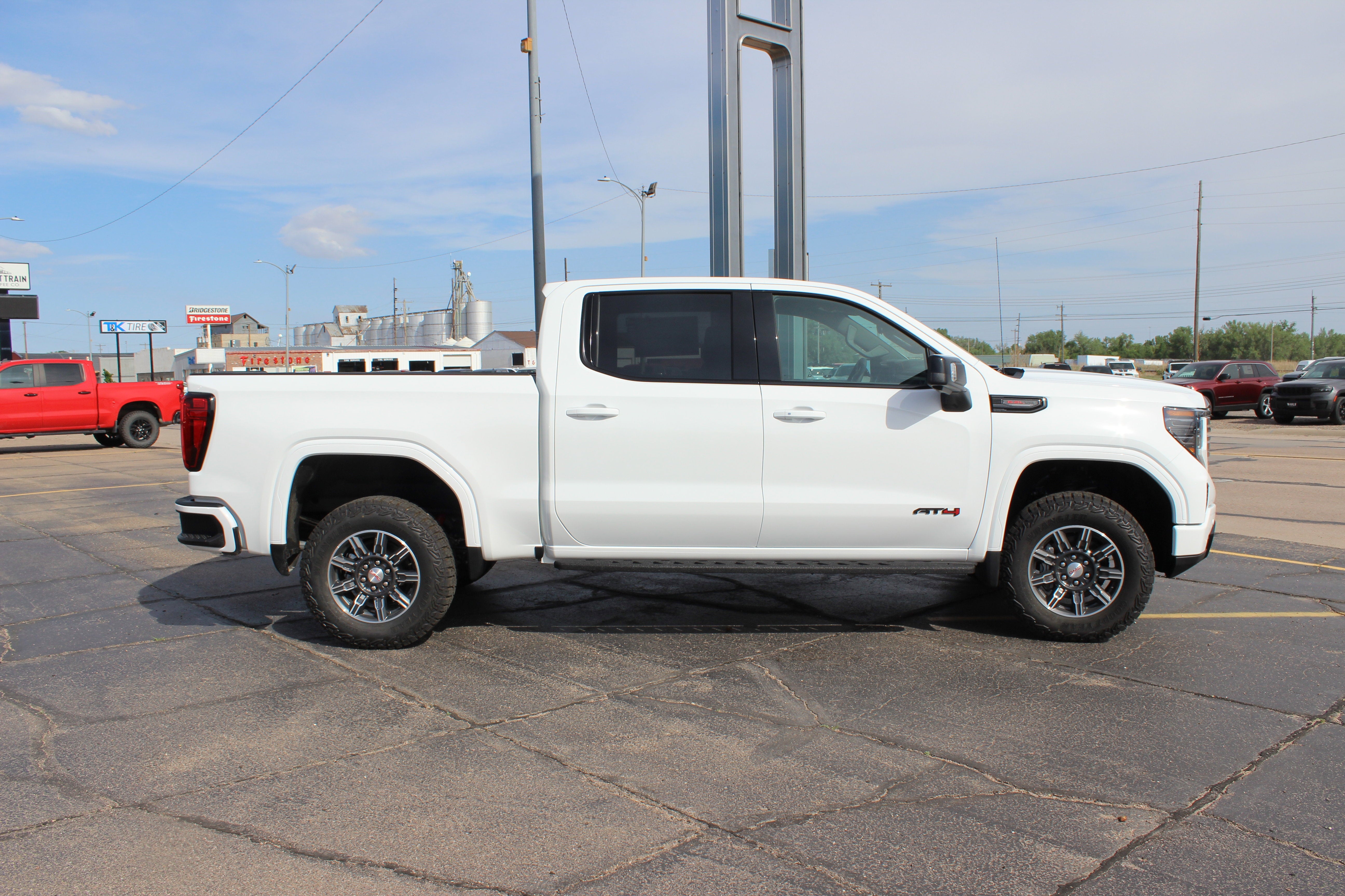 2026 GMC Sierra 1500 AT4 - Photo 6