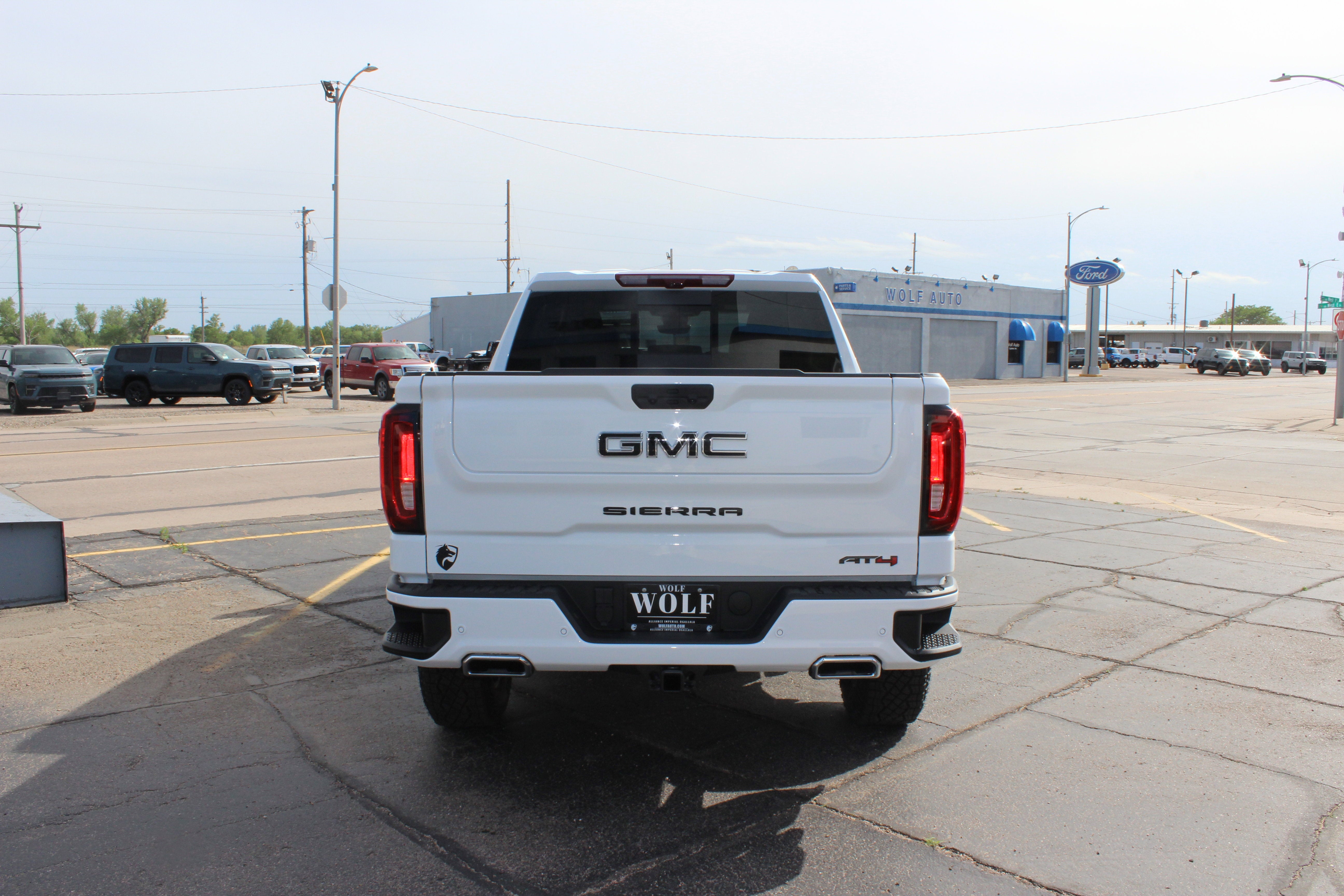 2026 GMC Sierra 1500 AT4 - Photo 7