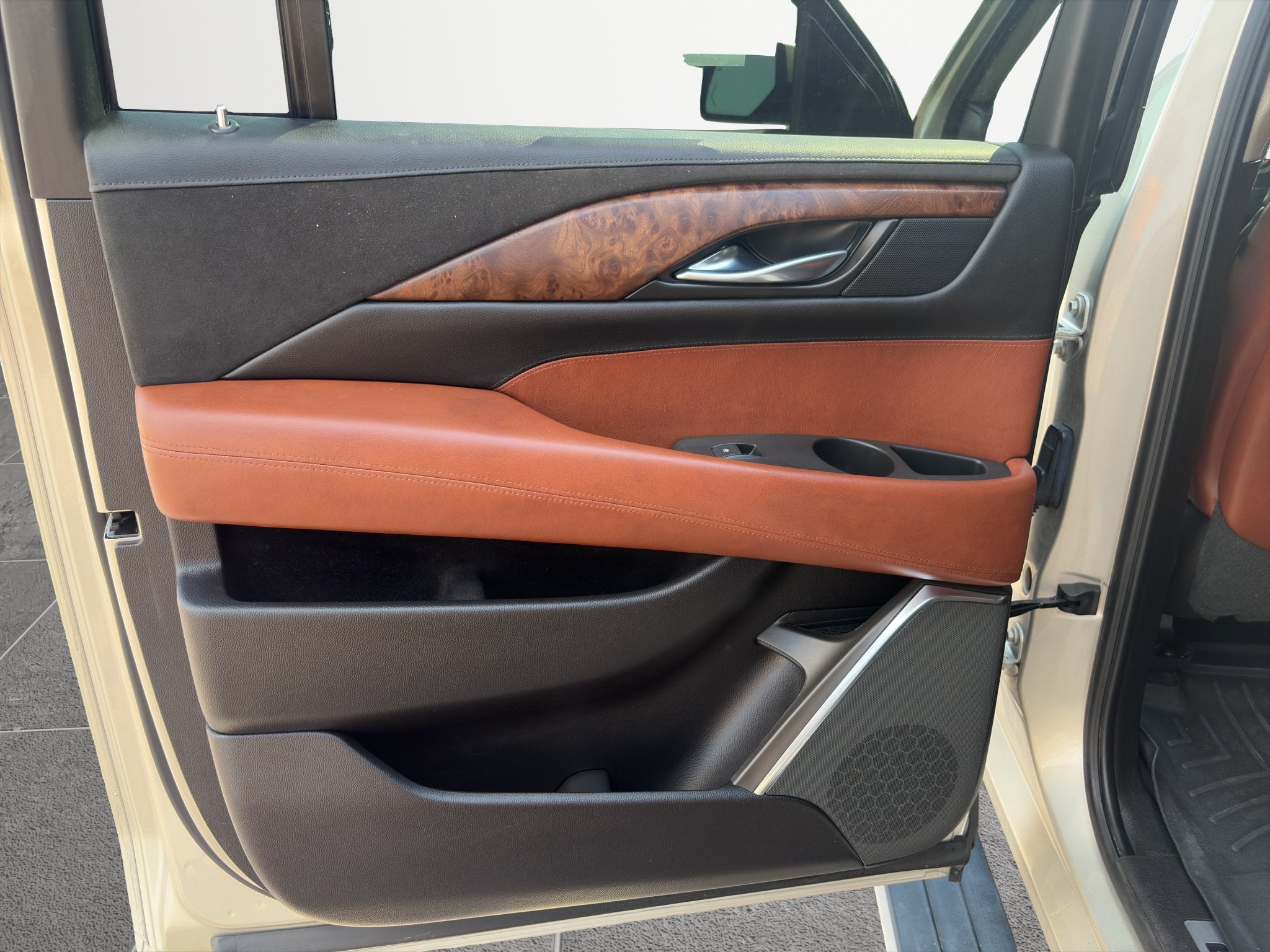 2015 Cadillac Escalade ESV Premium