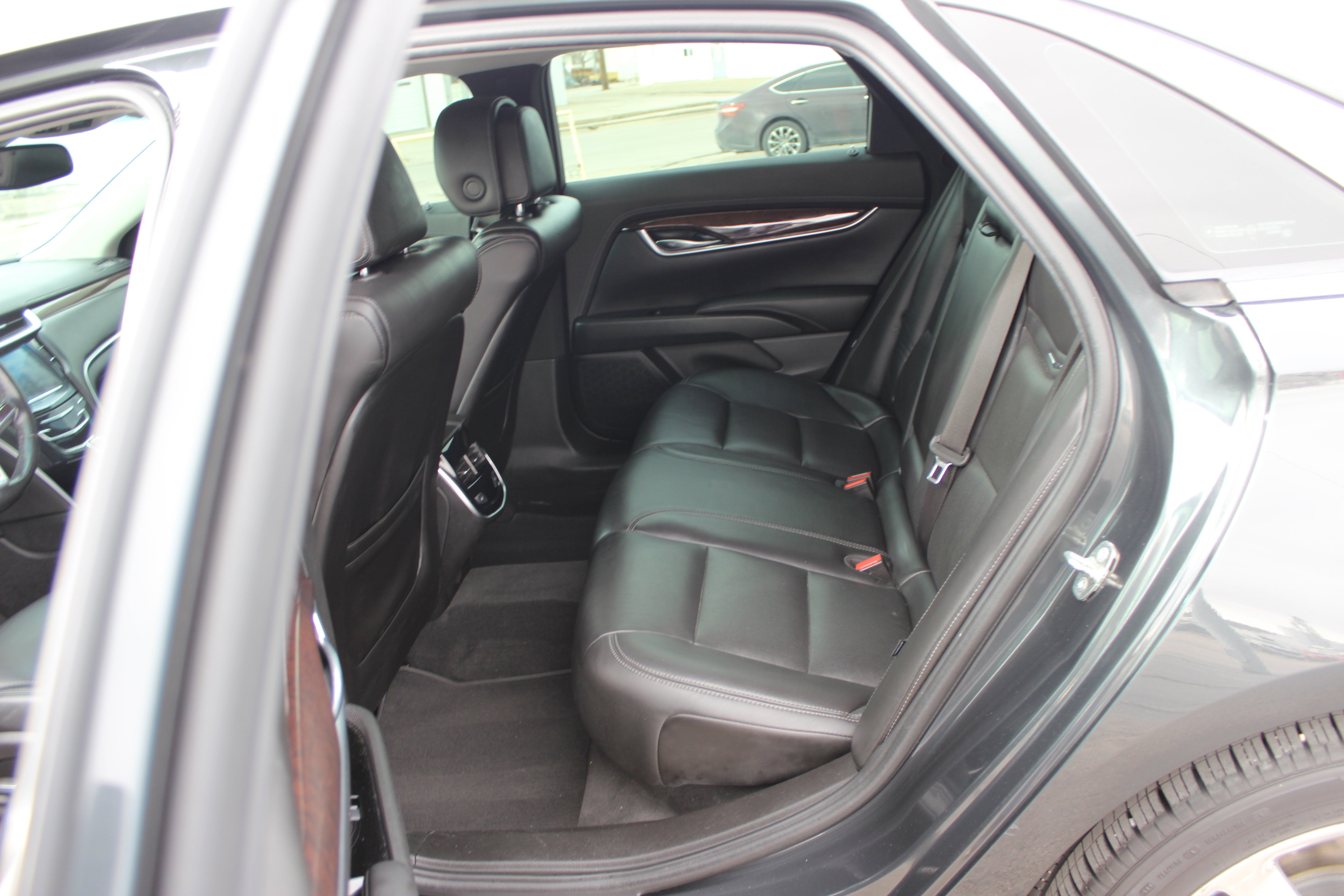 2013 Cadillac XTS Luxury