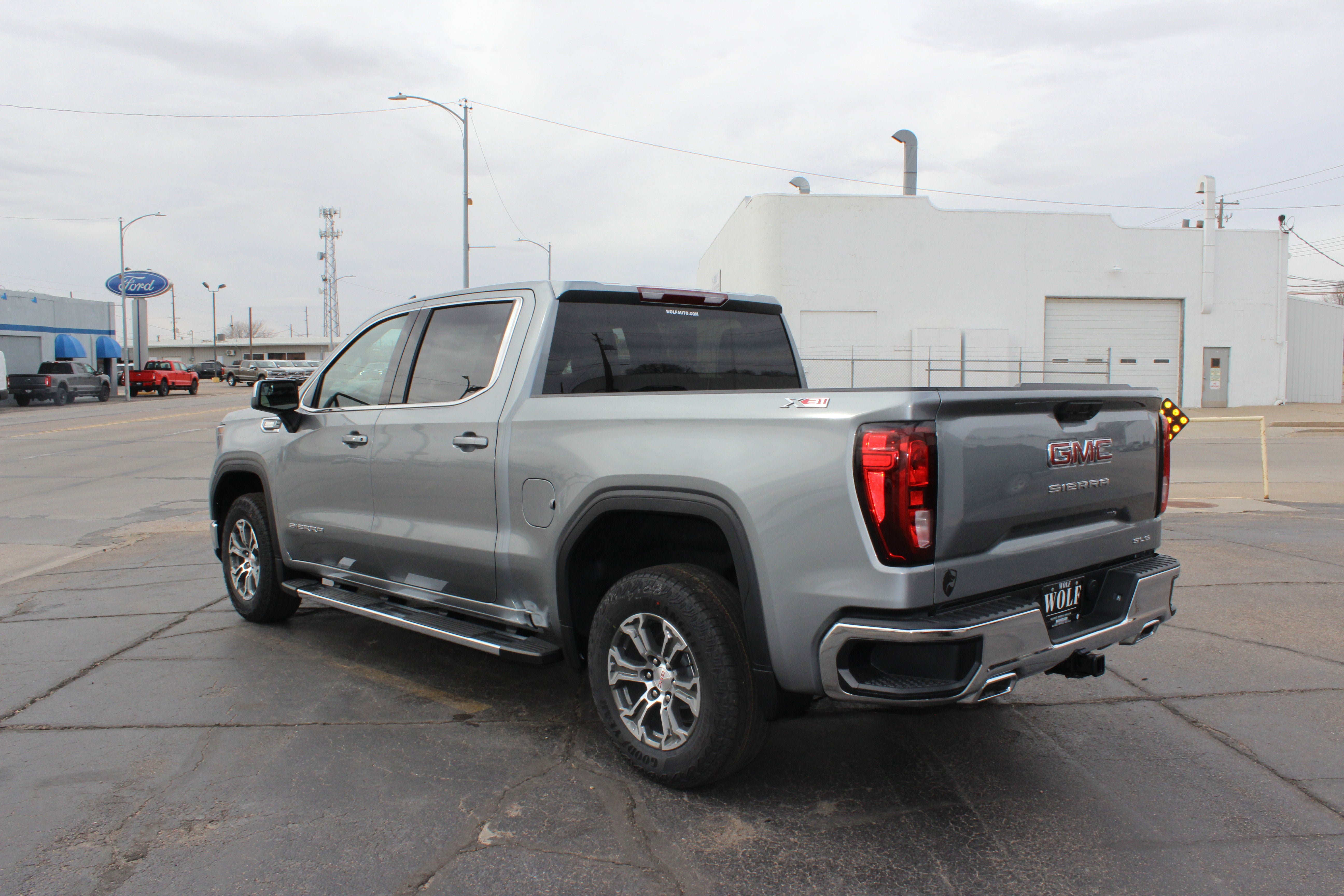 2026 GMC Sierra 1500 SLE