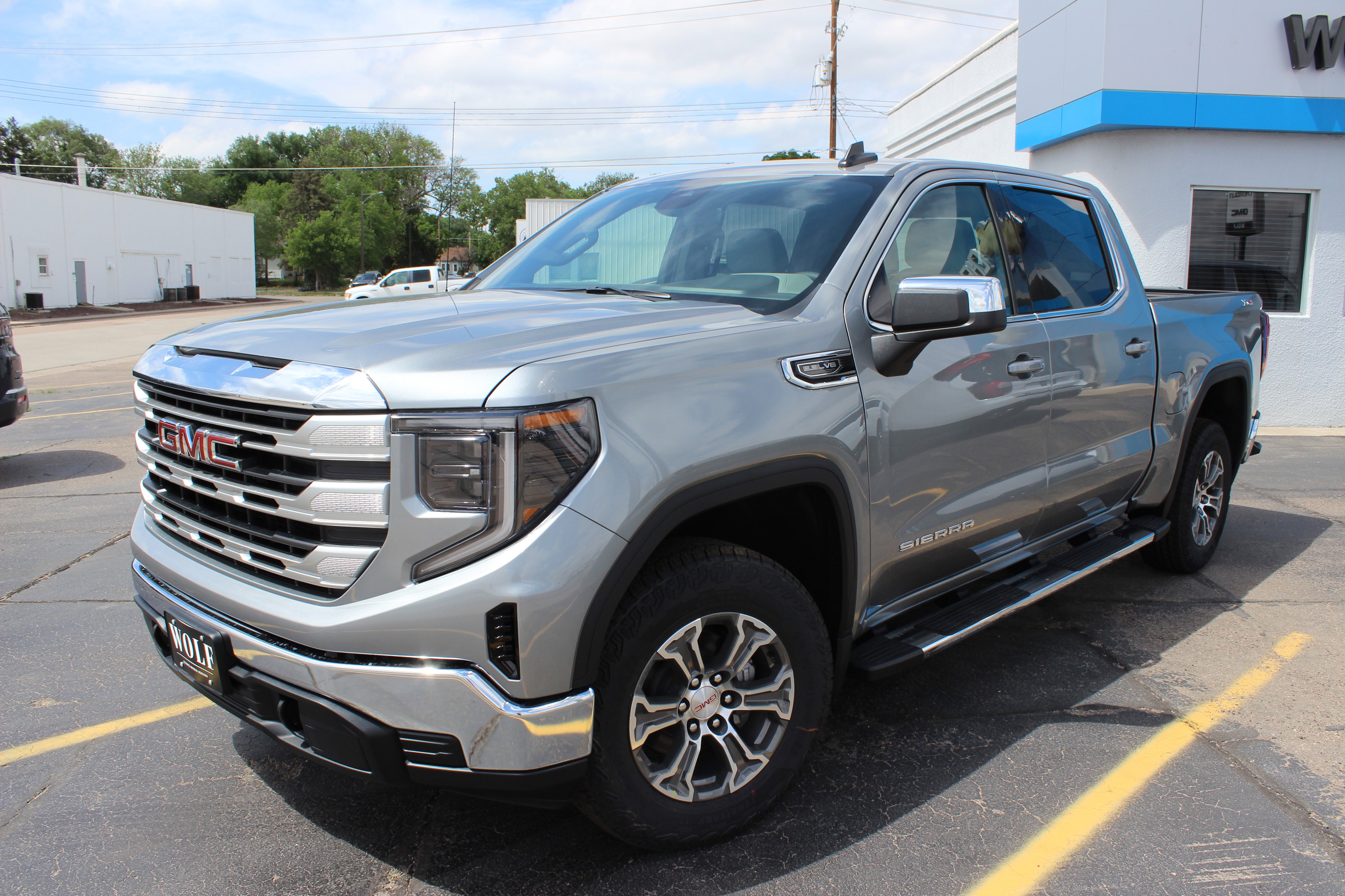2026 GMC Sierra 1500 SLE