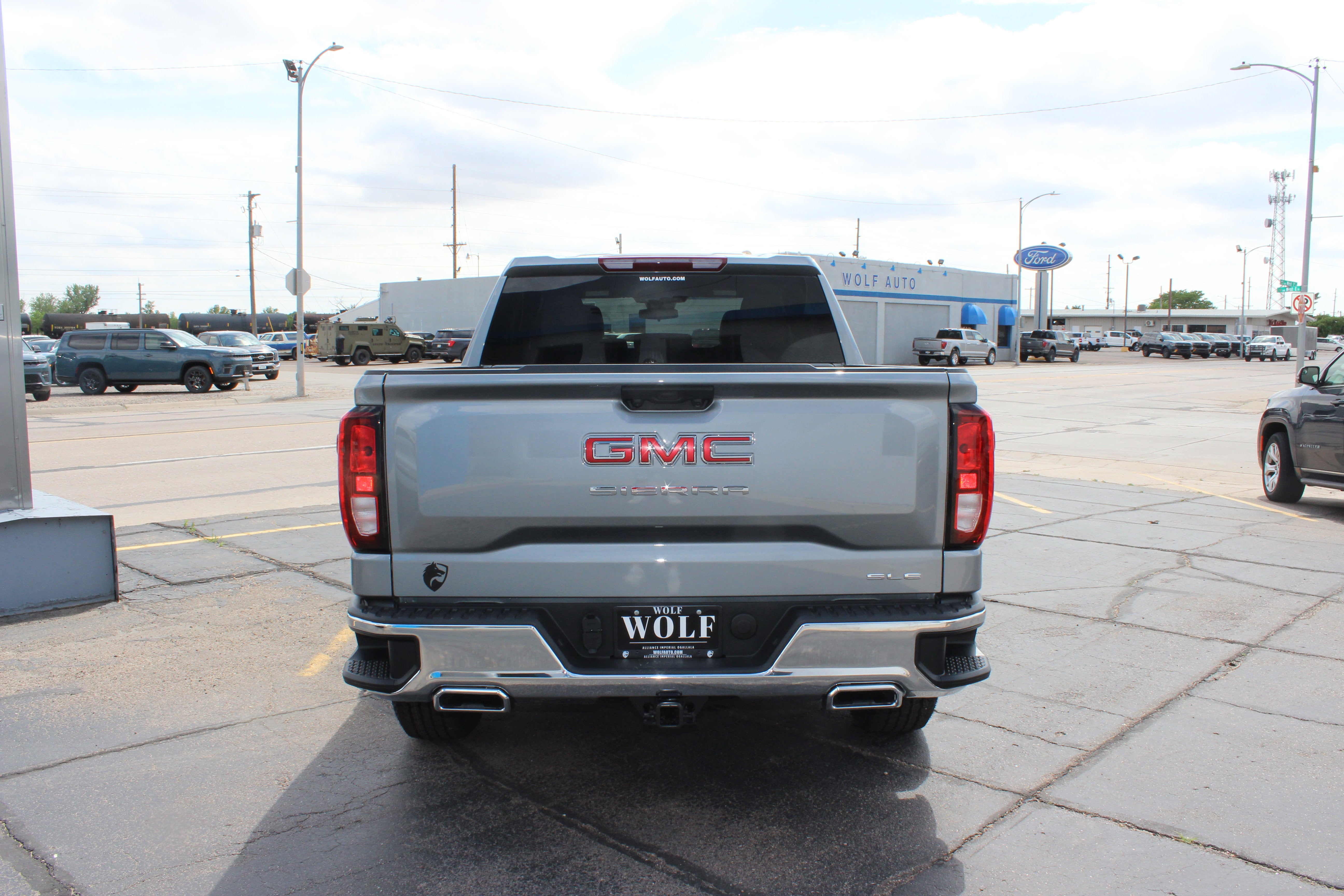 2026 GMC Sierra 1500 SLE